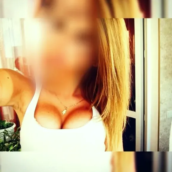 Bianca, 28