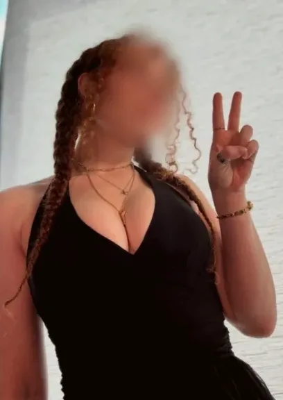 Dilara, 25
