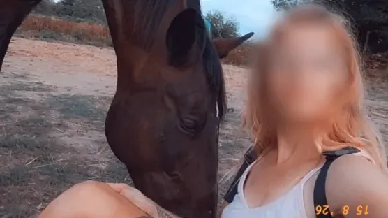 Elisa, 33