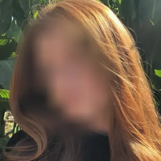 Elisabeth, 23