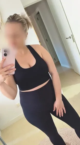 Katrin, 36