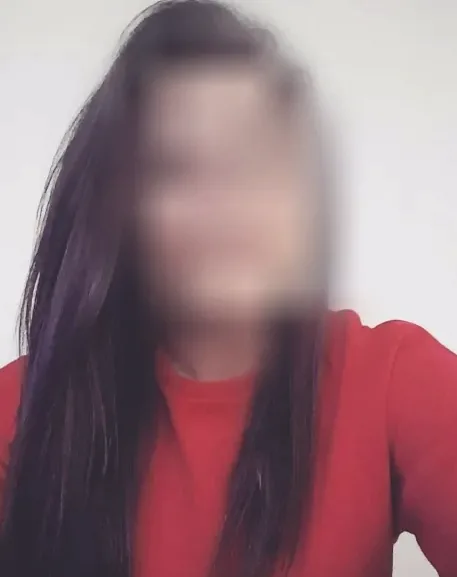 Lejla, 33