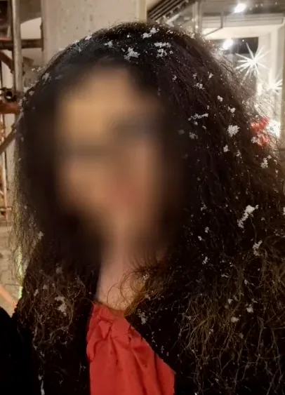 Lilly, 24