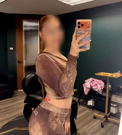 Maren, 27