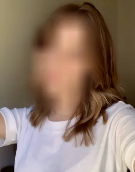 Milica, 28