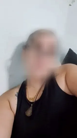 Nina, 35