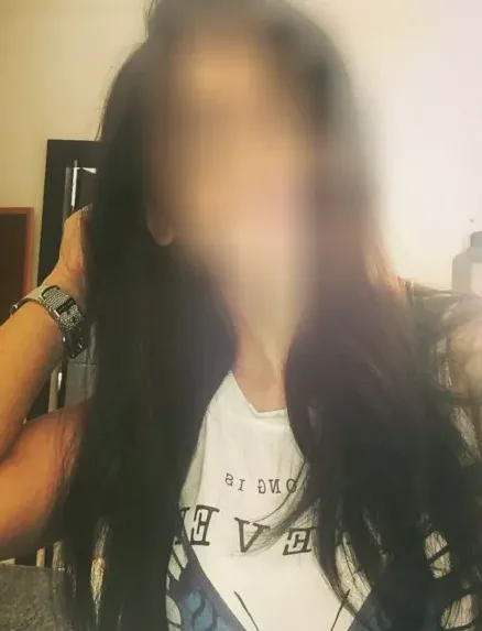 Simone, 36